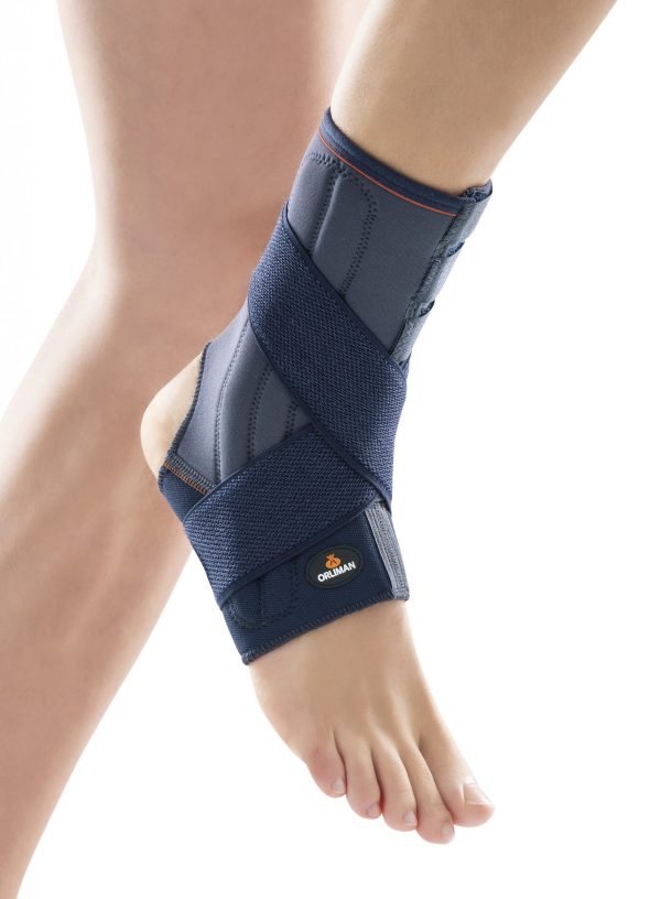 SUPORTE DE TORNOZELO DE NEOPRENE COM ESTABILIZADORES EM ESPIRAL E TIRA